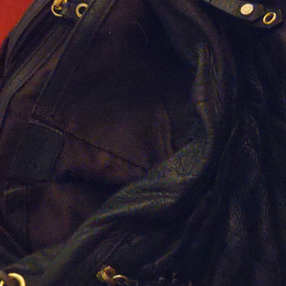 Black leather full zip Cole Haan purse - Picture 6 of 7